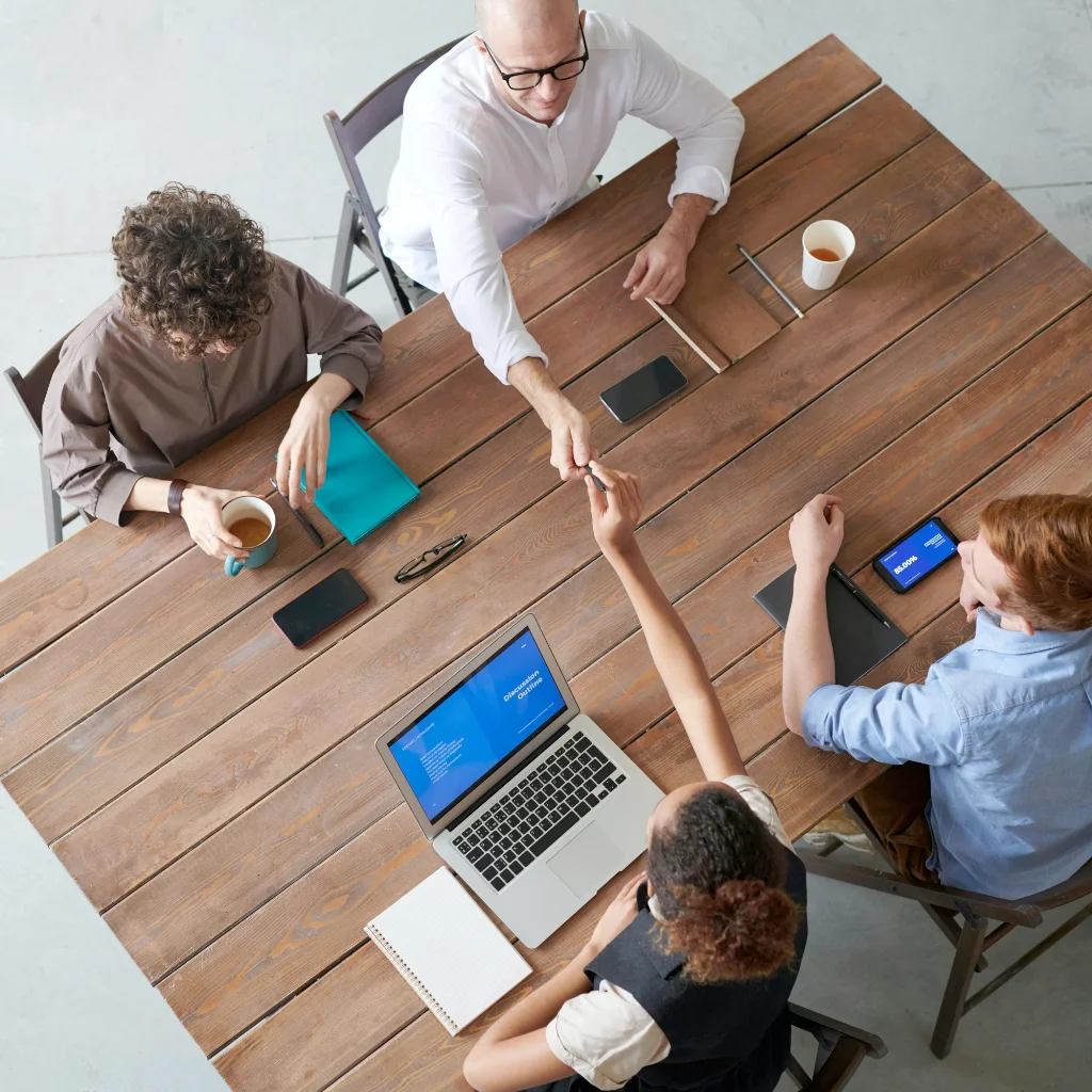 Médico PJ, Autônomo ou CLT? Veja o Comparativo para quam ganha até 15 mil reais.